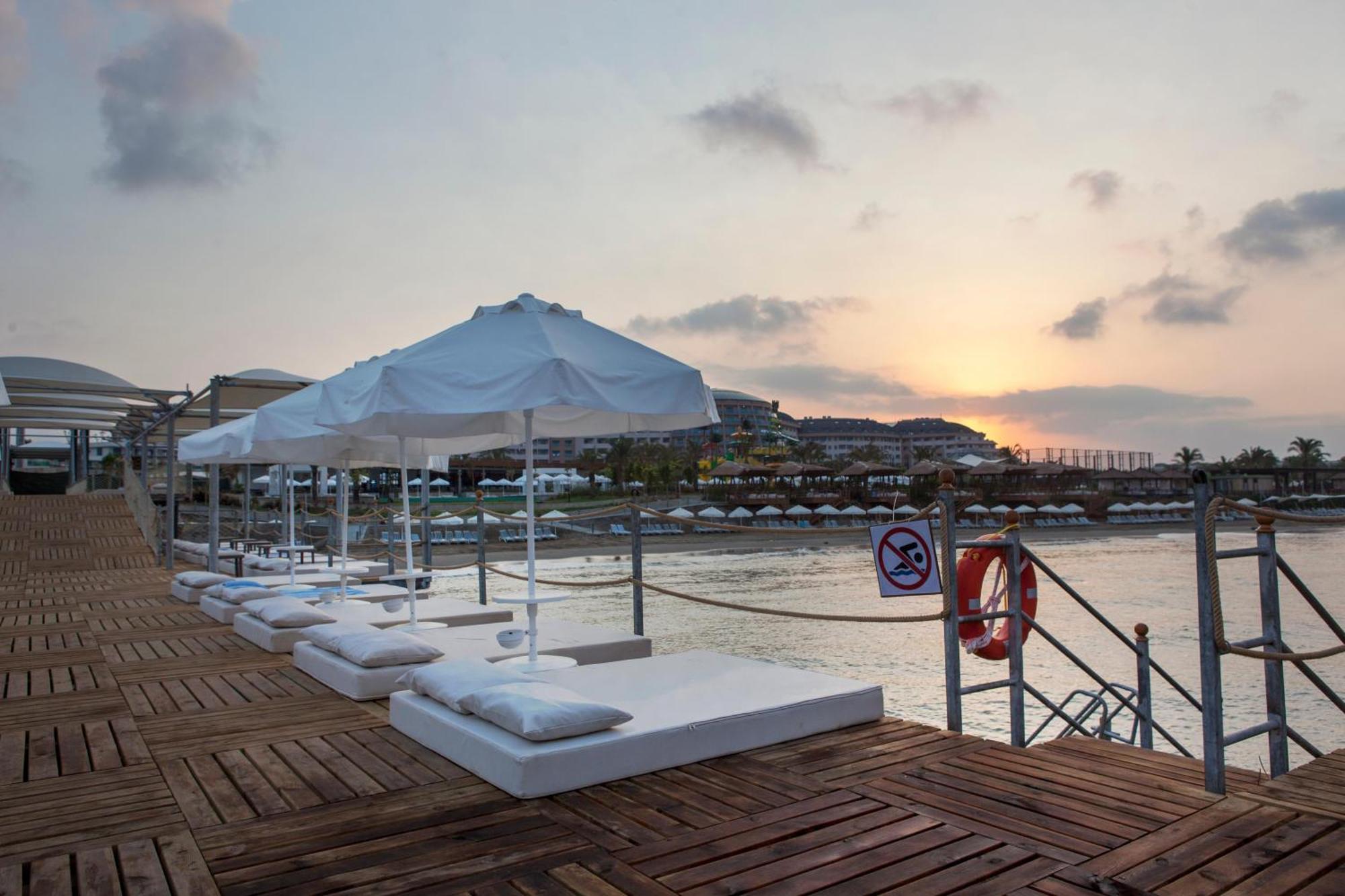Long Beach Alanya Turkler Exterior photo