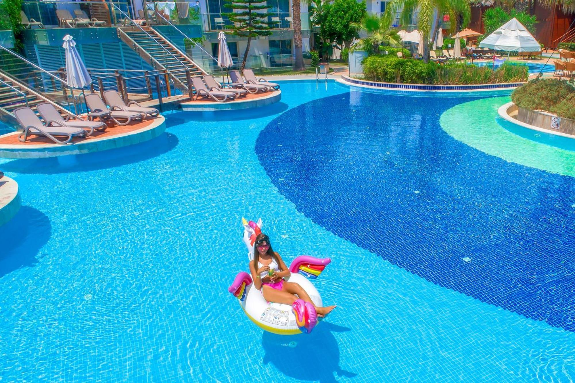 Long Beach Alanya Turkler Exterior photo